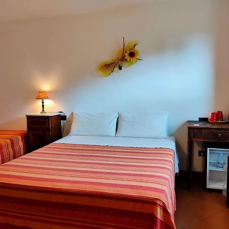 Bed and Breakfast Il Girasole Fosdinovo Exterior foto